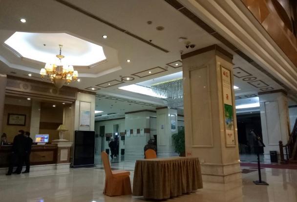 Shijiazhuang Yanshan Hotel Exterior photo
